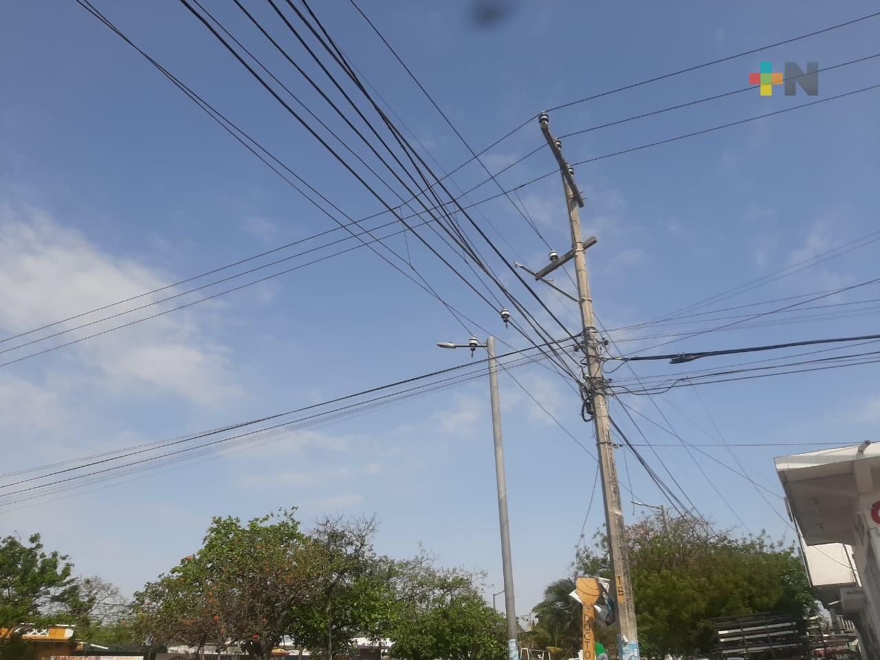 Sin daños severos por paso de frente frío en ciudad de Veracruz