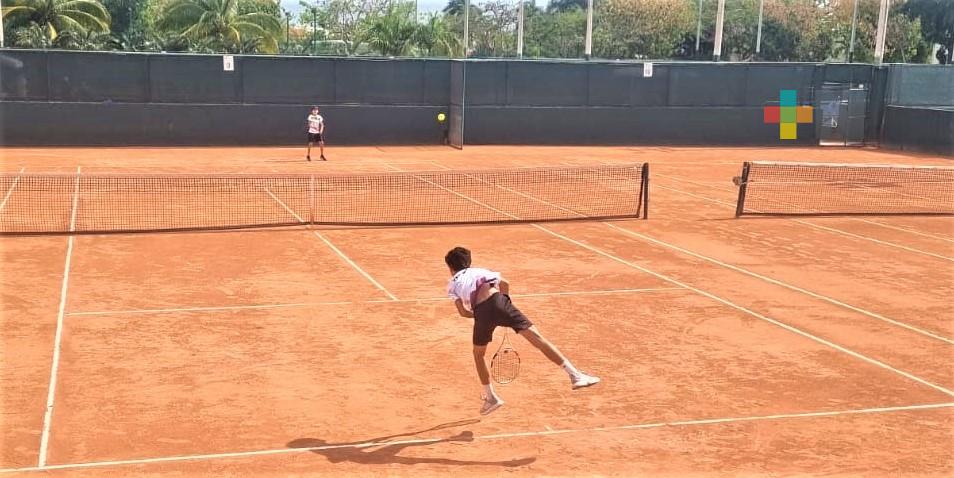 Veracruz con equipo completo en tenis a Nacionales Conade 2022