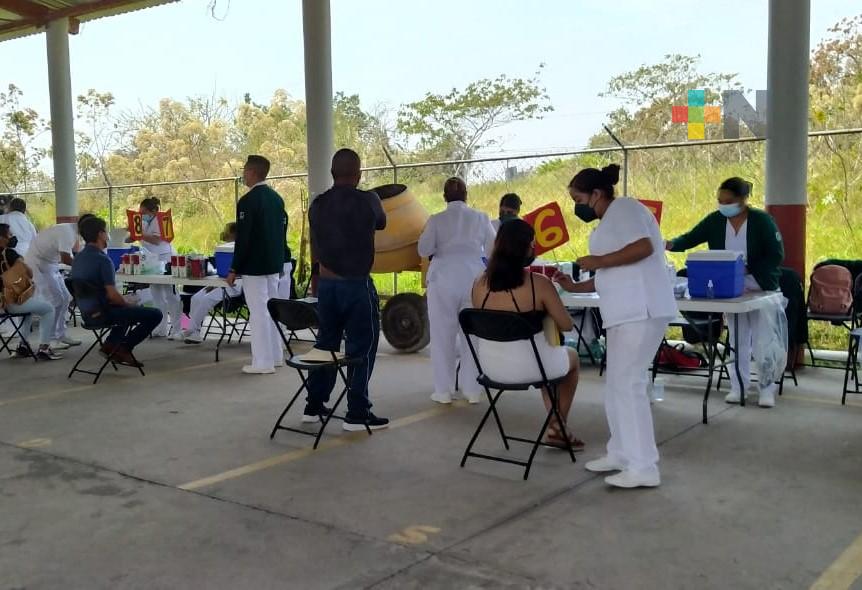 Aplicarán mil 500 dosis de antiCovid a mayores de 18 años en municipio de Emiliano Zapata