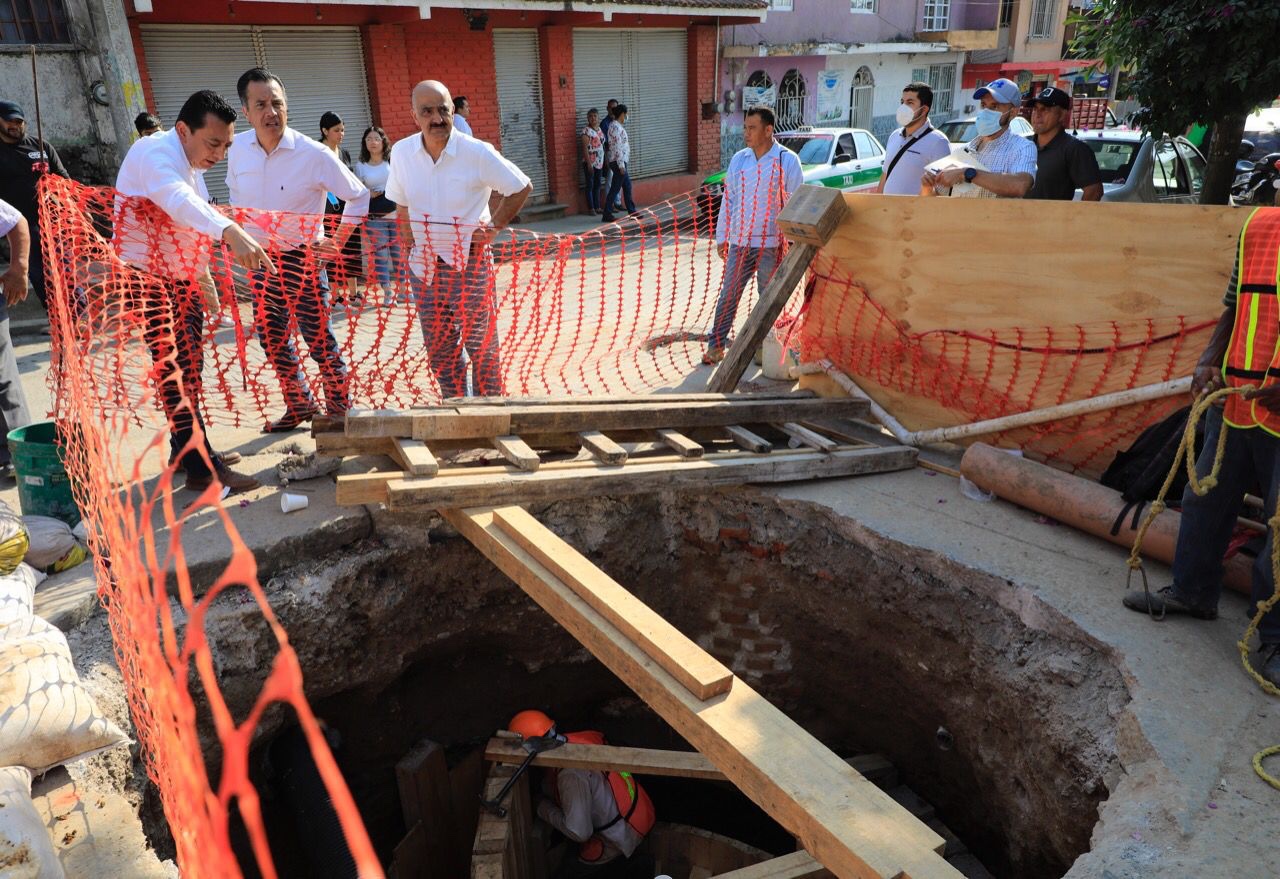 Supervisan el Gobernador Cuitláhuac García y alcalde Ricardo Ahued construcción del colector pluvial 21 de marzo