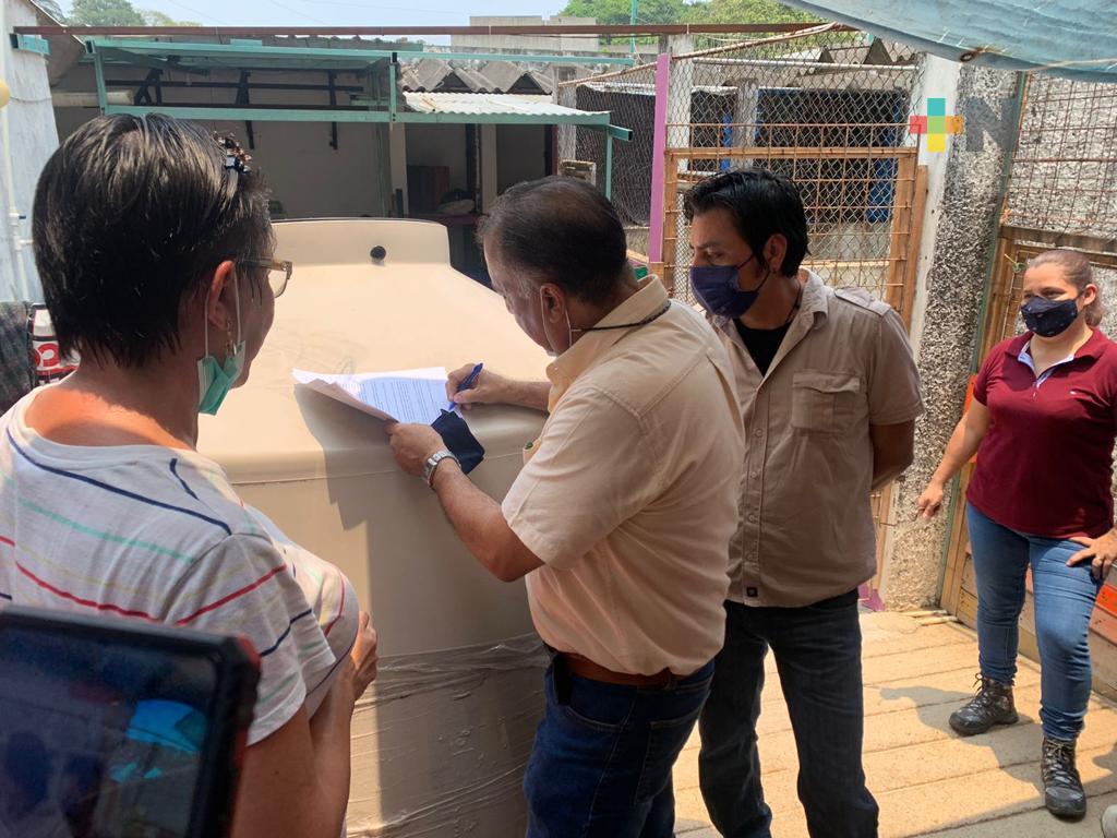 Ayuntamiento de Coatzacoalcos recibe Centro de Control Animal