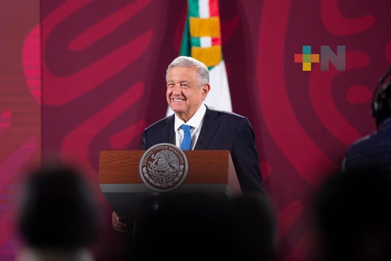 Fuerzas Armadas y policías, recibirán aumento de salario: presidente