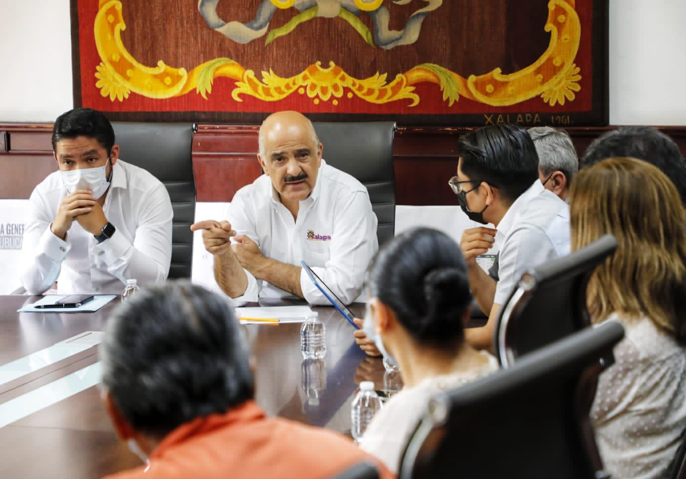 Atiende Ricardo Ahued solicitudes de locatarios de La Rotonda