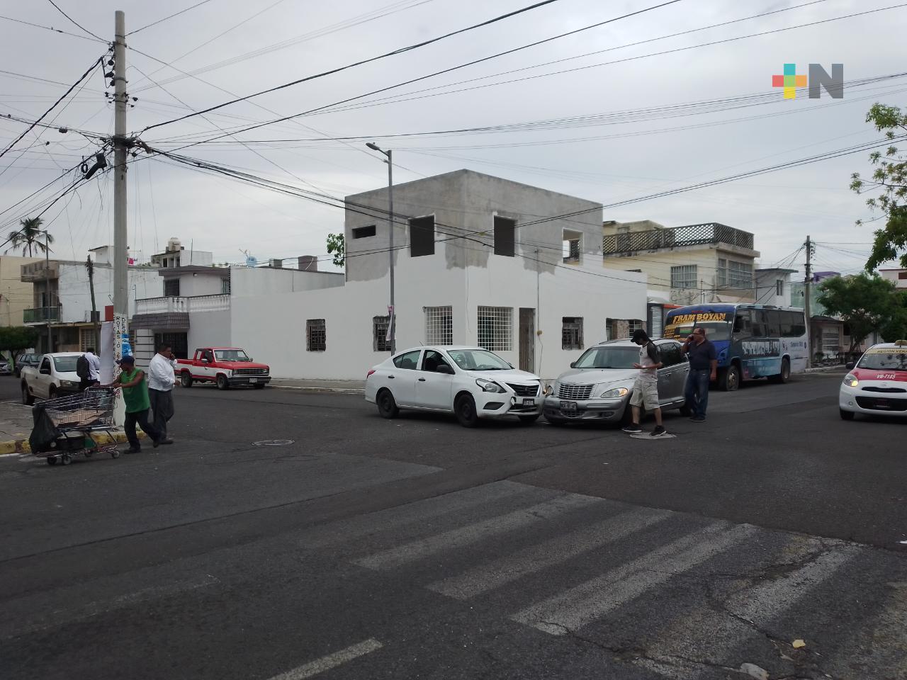 Múltiples choques se registran en esta esquina de la ciudad de Veracruz