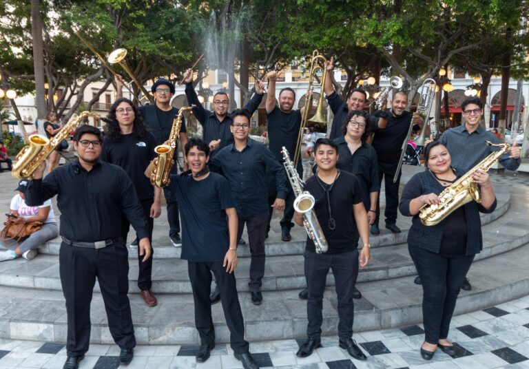 Invita IVEC al concierto de la Bigbrass Band en el Teatro de la Reforma