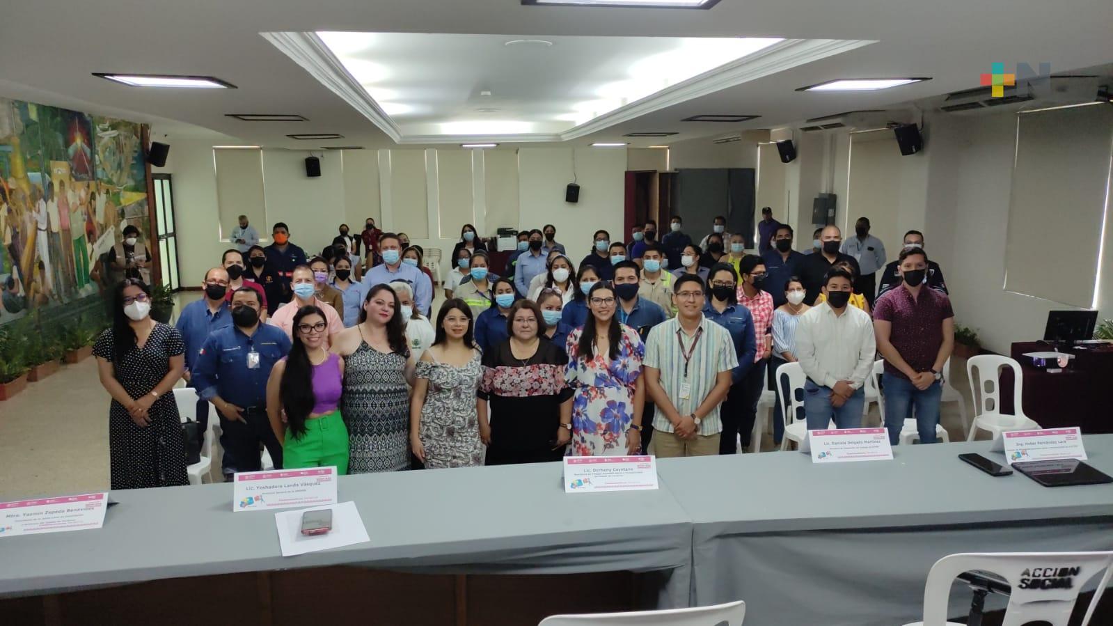 STPSP imparte capacitación sobre riesgos psicosociales en Coatzacoalcos