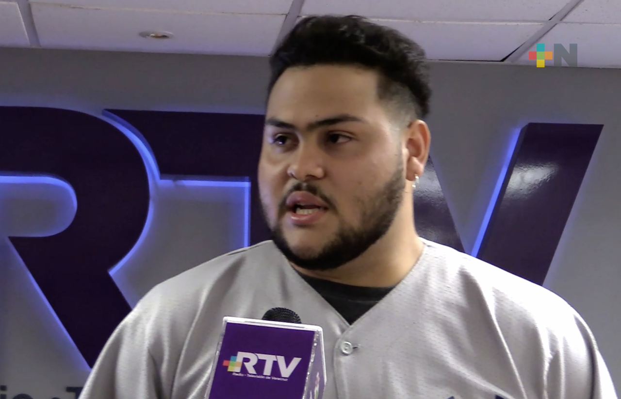 De portero a rapero, la historia del veracruzano Juan Saviñón