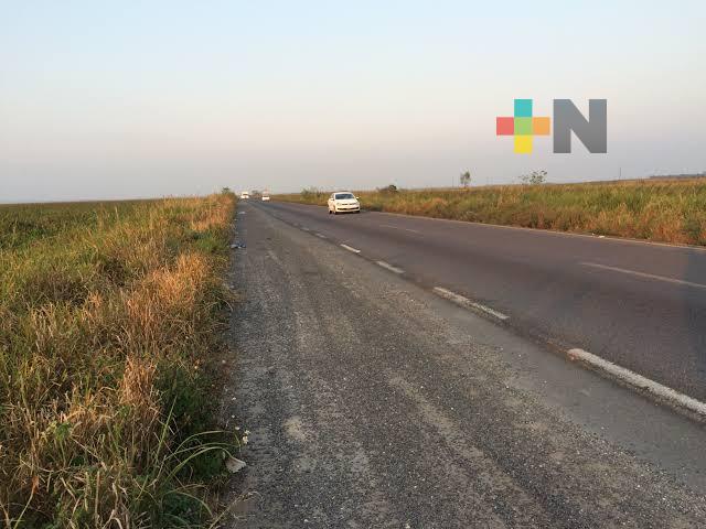 Cerrarán cuatro horas carretera Mina-Coatzacoalcos para reparar fuga de amoníaco