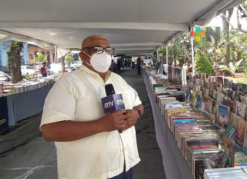 Con Expo Libro, Coatepec continúa reactivando su economía