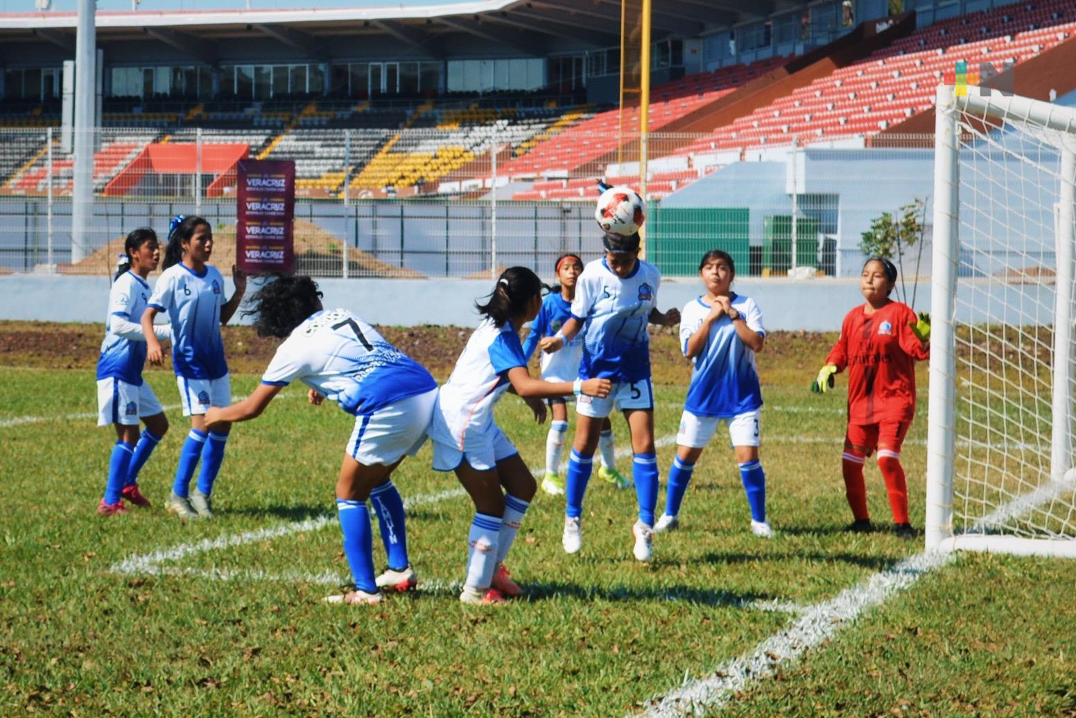 Convocan a primera Copa Veracruz de Futbol Femenil