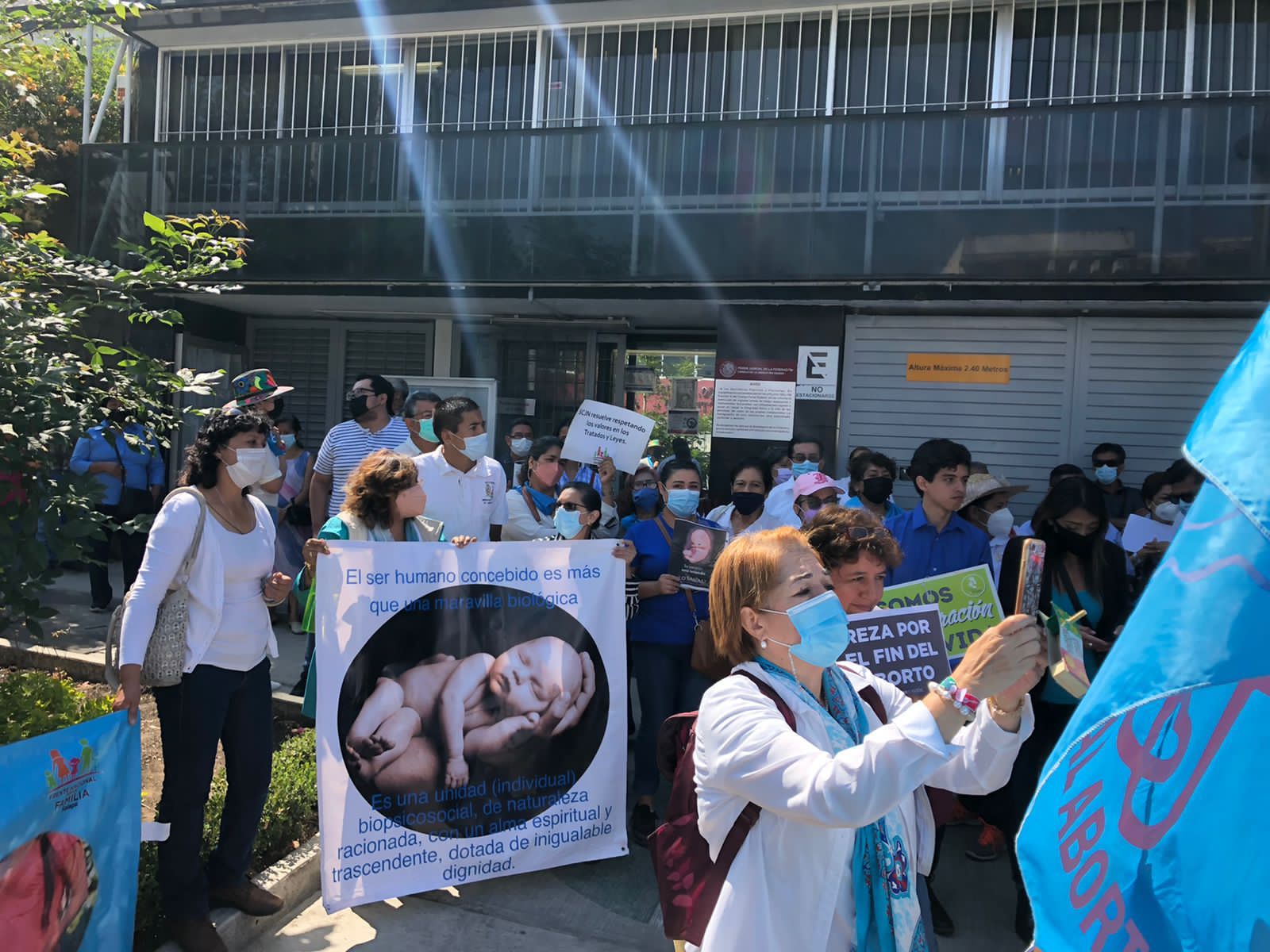 Convocan a marcha en pro de los derechos de la mujer y la vida en Xalapa