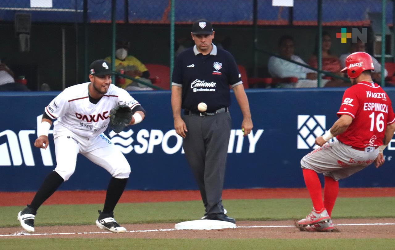 El Águila gana y rescata último juego en Oaxaca