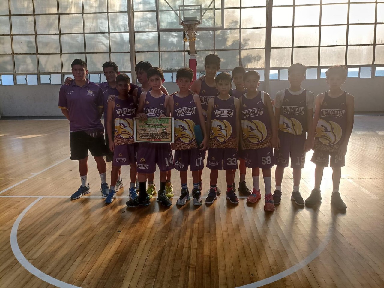 Academia Halcones de Xalapa gana segundo lugar en Olimpiada Estatal Federada