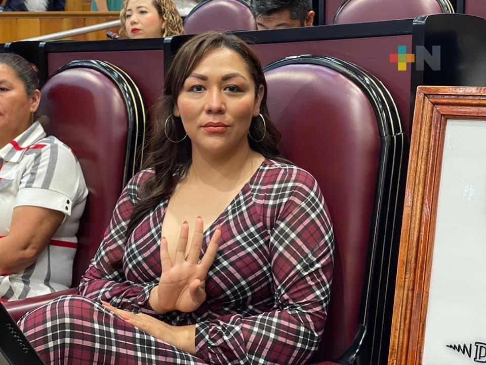 Tecolutla y Gutiérrez Zamora contarán con mejores carreteras: Perla Romero