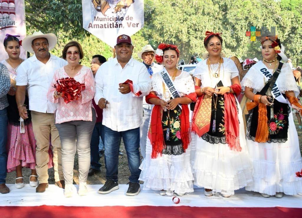 Inaugura el titular de Segob, Eric Cisneros las Fiestas Patronales en Amatitlán