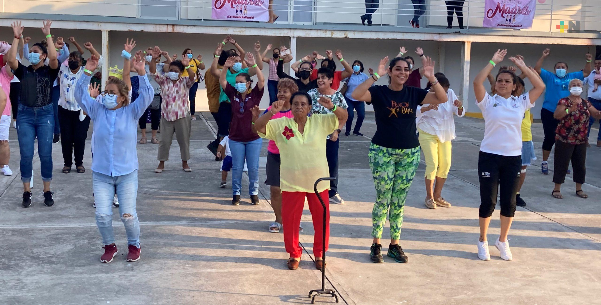 Festeja IVD, el Día de las Madres con activación física