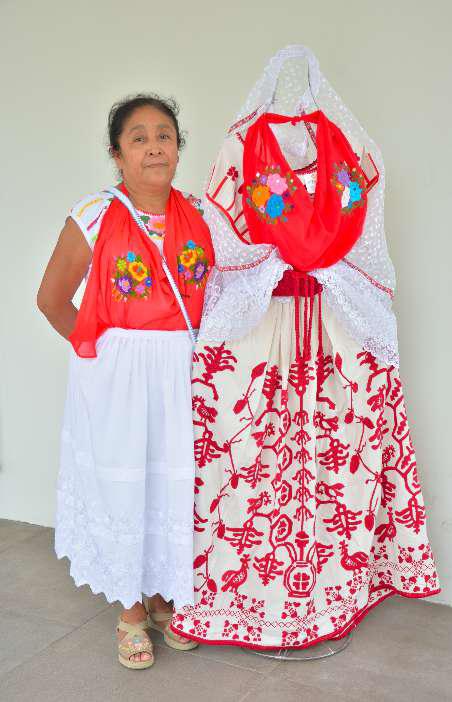 Difunde IVEC el legado de las artesanas de Veracruz en el Centro