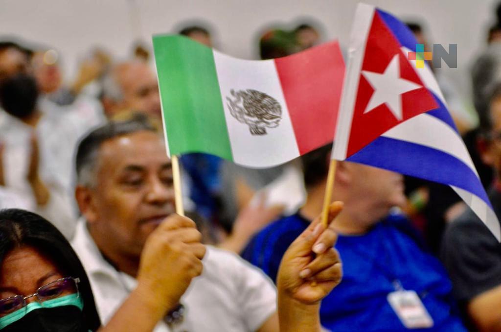 Conmemoran Xalapa y Cuba un año más de hermanamiento