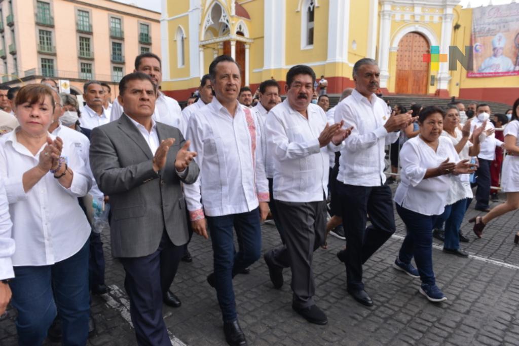 Preside el Gobernador Cuitláhuac García, el Desfile conmemorativo al Día del Trabajo