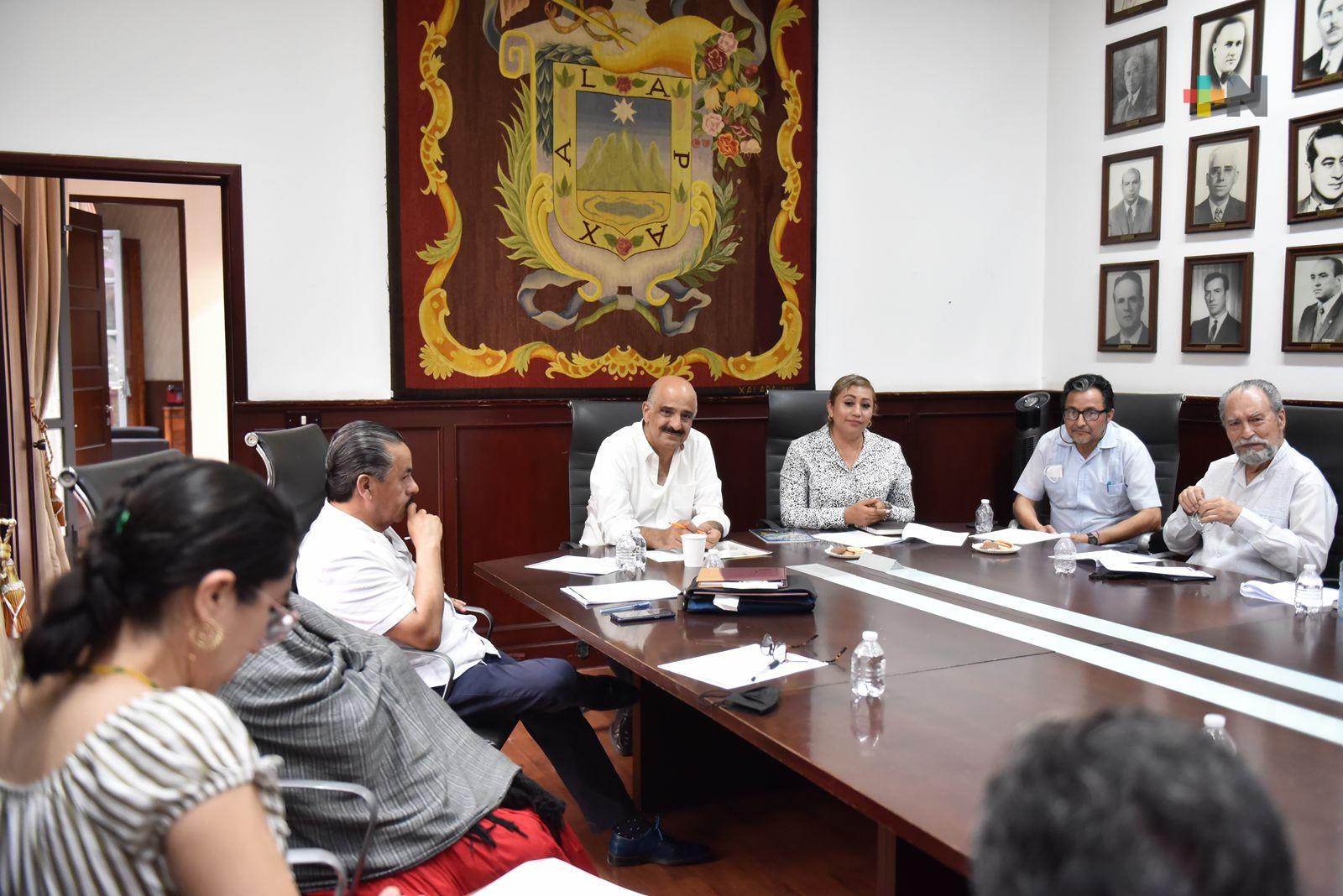 En Xalapa se escucha y atiende a todos los sectores sociales