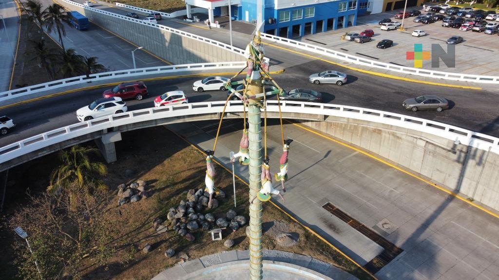 Anuncian cierre vial en bulevar Ruiz Cortines, por la Glorieta de «Los Voladores de Papantla»