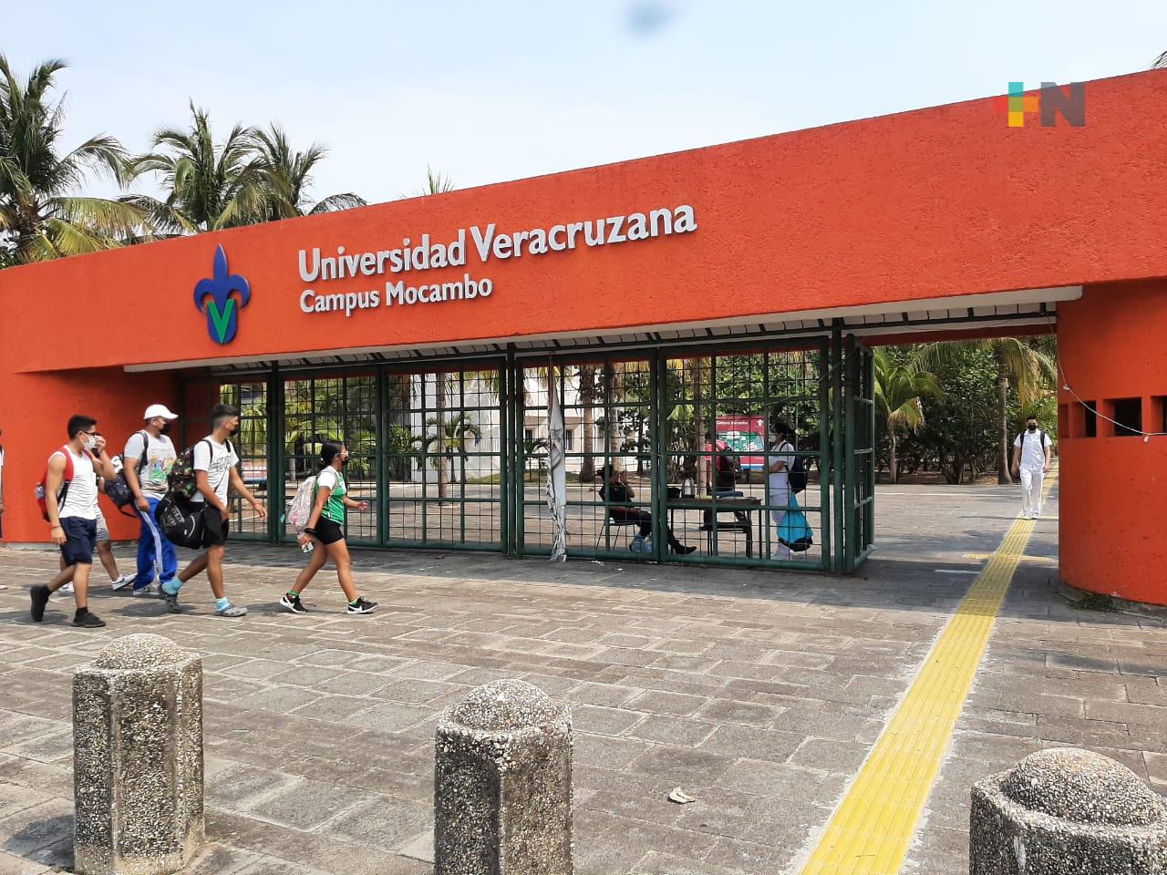 En UV, 70% de docentes, estudiantes y administrativos regresaron a clases presenciales