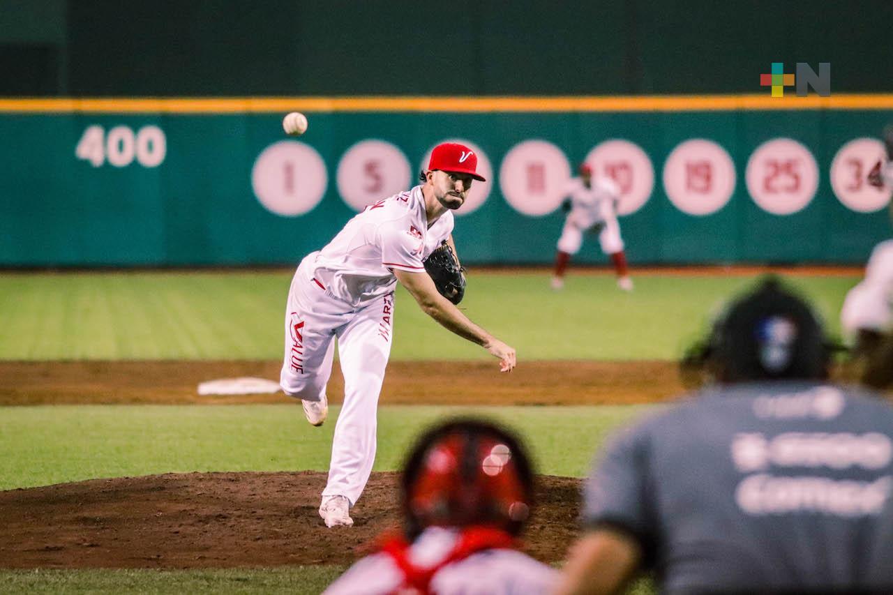 El Águila vence por 6-4 a Campeche y toma ventaja en la serie