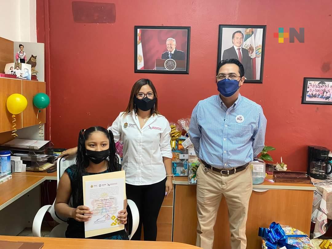 Se convierte menor en oficial del RC por un día en Coatza