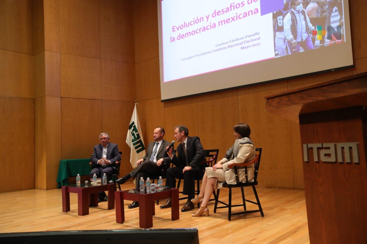 Una reforma electoral tiene que ser resultado del consenso: Lorenzo Córdova