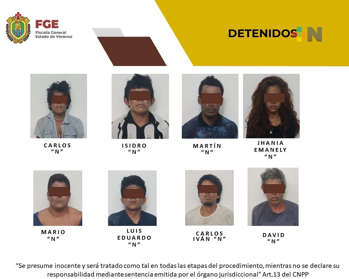 Detiene FGE a 8 personas y libera a una víctima presuntamente privada de la libertad