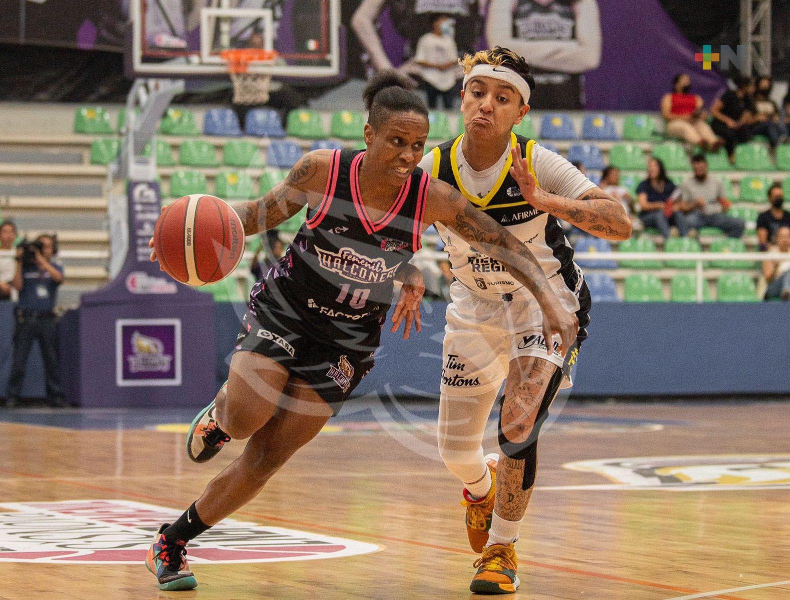 Fuerza Regia venció por 95-78 a los Halcones de Xalapa Femenil