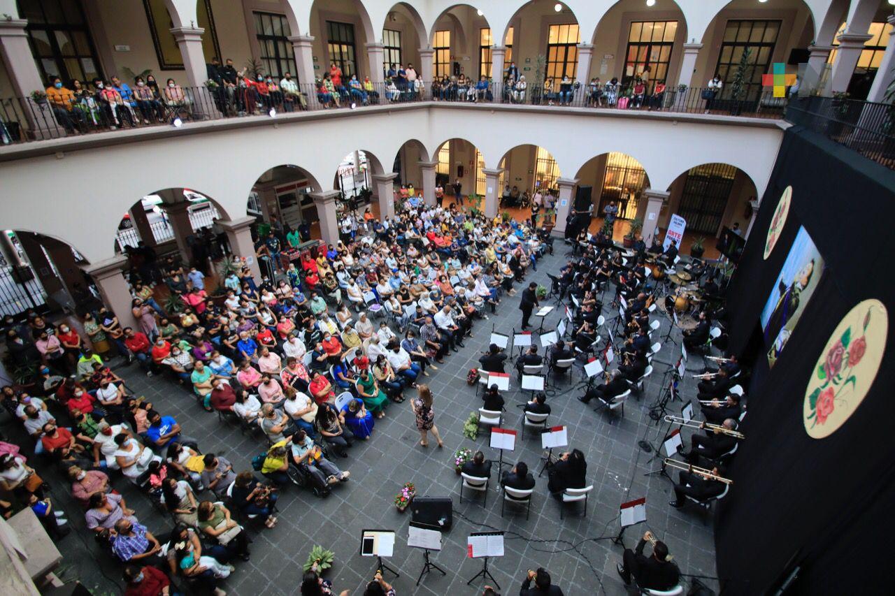 Regresa la Orquesta Municipal de Xalapa a Palacio Municipal