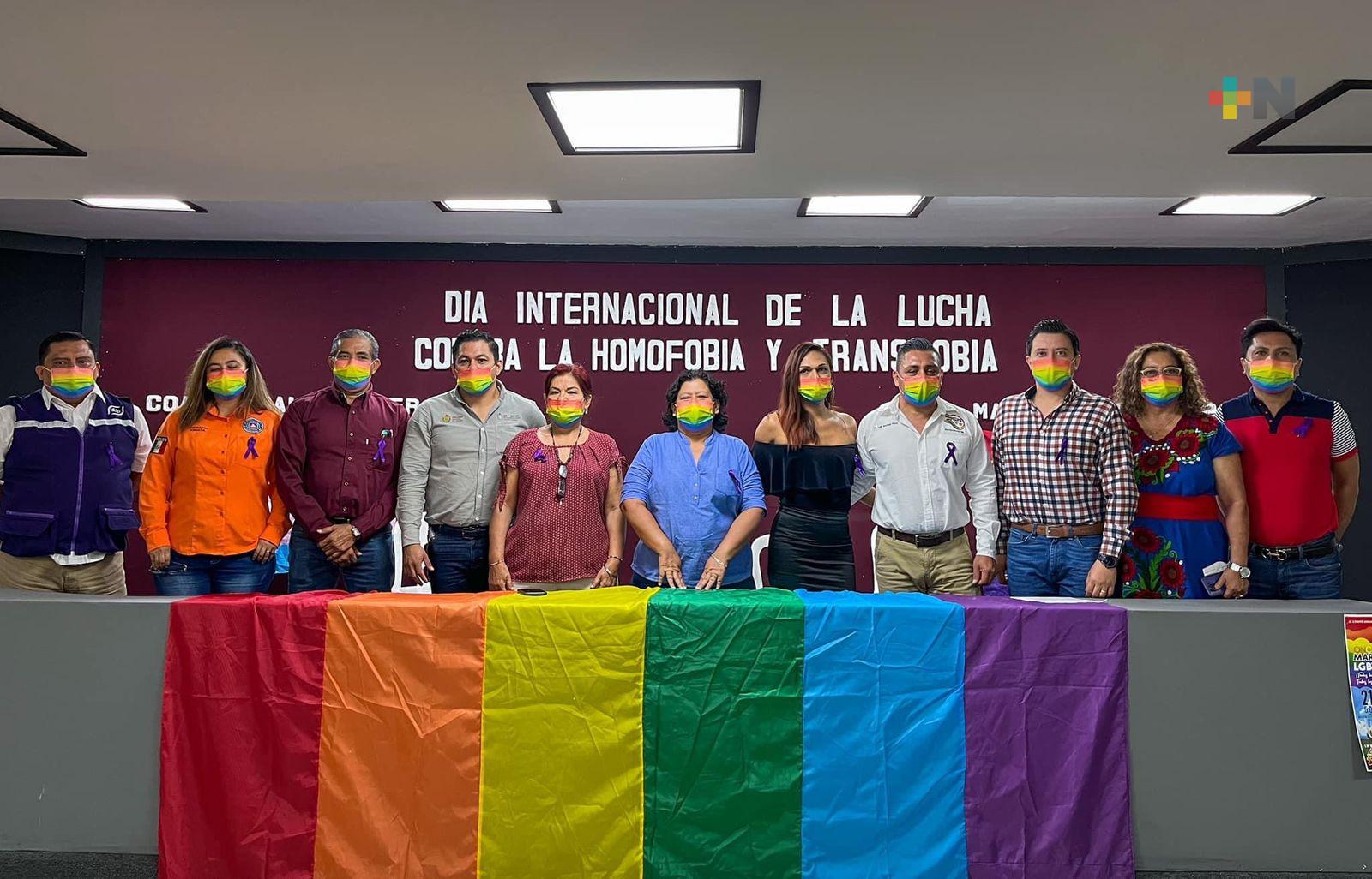 Celebran primer Foro de Lucha contra la Homofobia y Transfobia en Coatzacoalcos