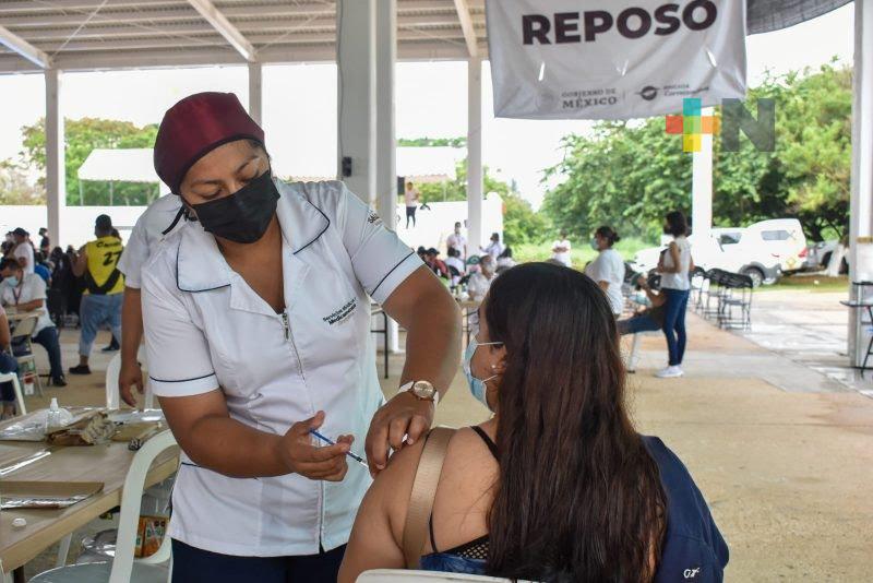 Fundamental vacunarse para controlar la pandemia por Covid-19