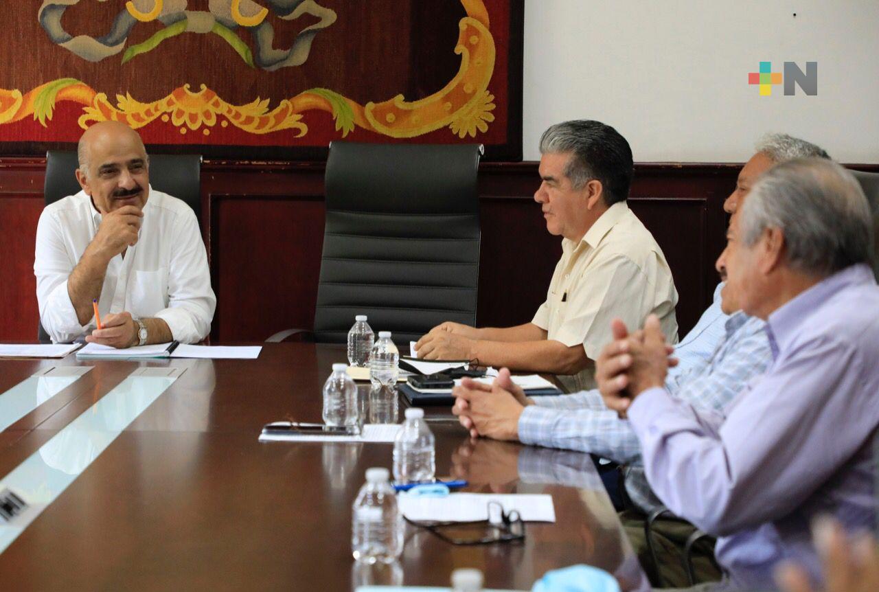 Atención directa a la sociedad, política permanente del Ayuntamiento