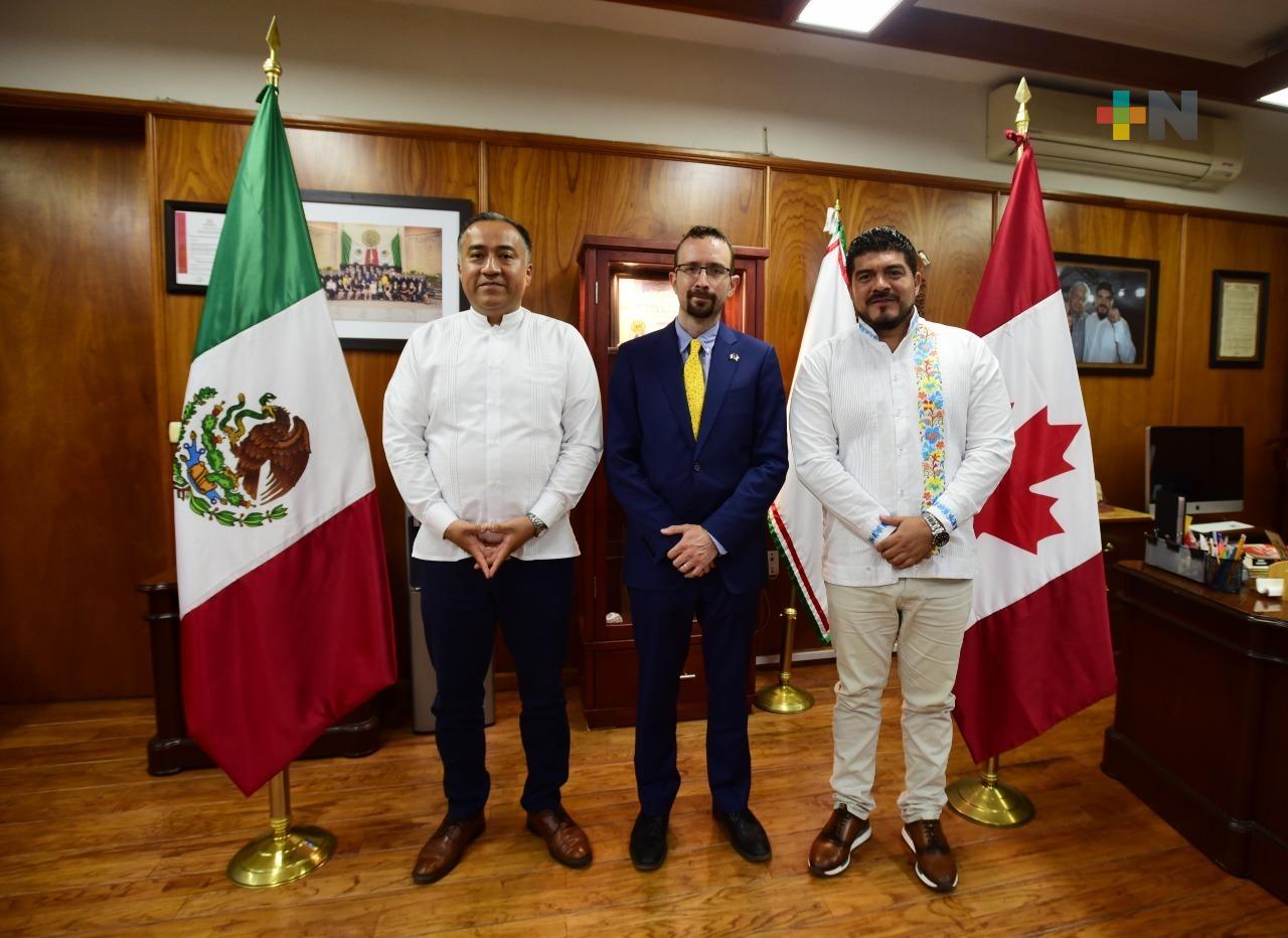 Estrecha Veracruz colaboración en materia educativa con Canadá