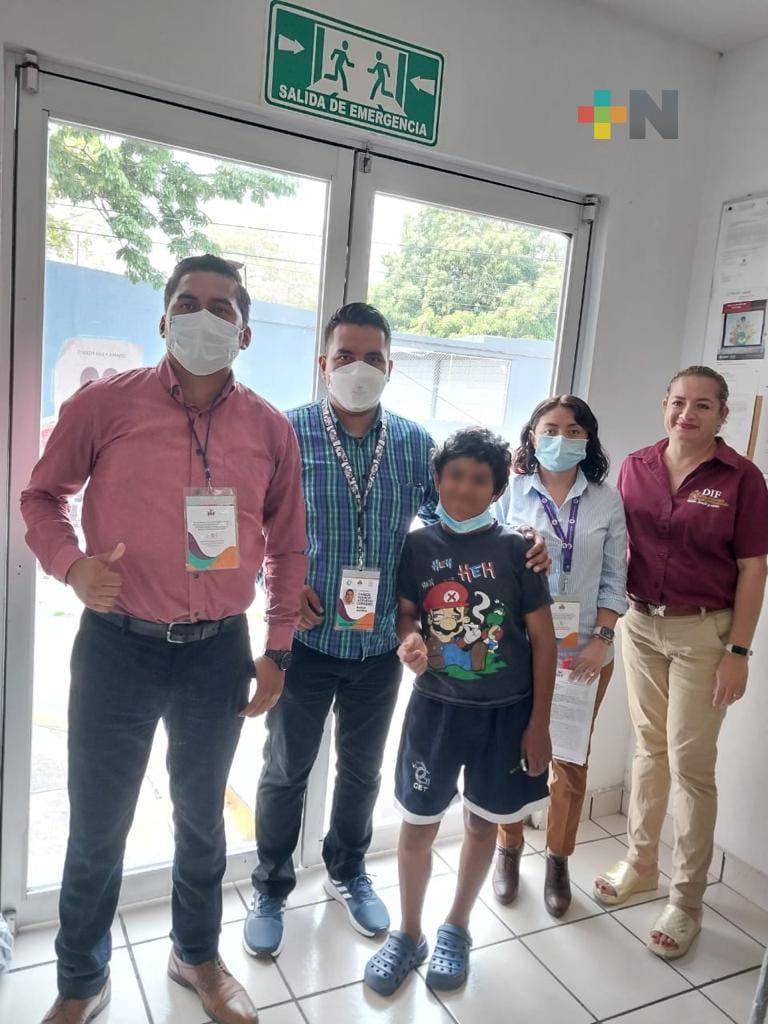 Entrega DIF-Coatza a menor extraviado de Tabasco
