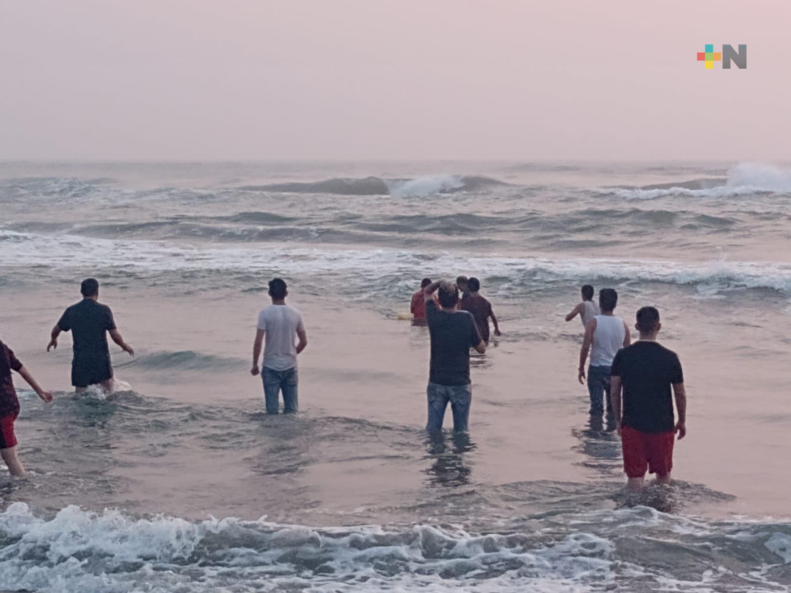 Guardavidas recomiendan extremar precauciones, al norte del estado