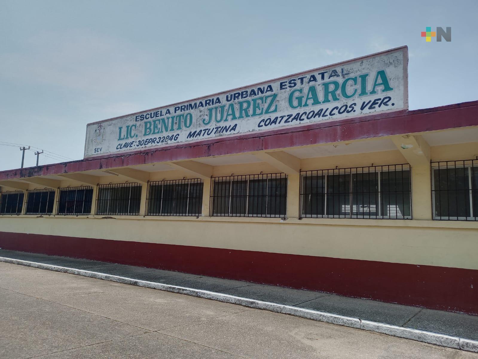 Cerrada escuela “Benito Juárez” de Coatzacoalcos por malas condiciones en su infraestructura