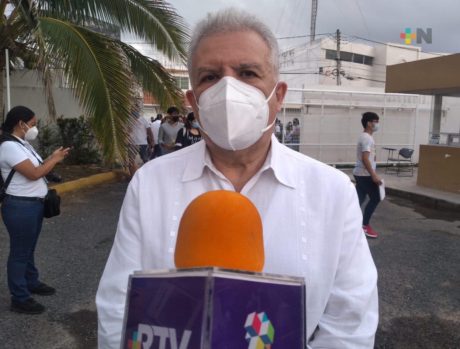 UV aplica examen de admisión a más de 8 mil jóvenes en el Puerto