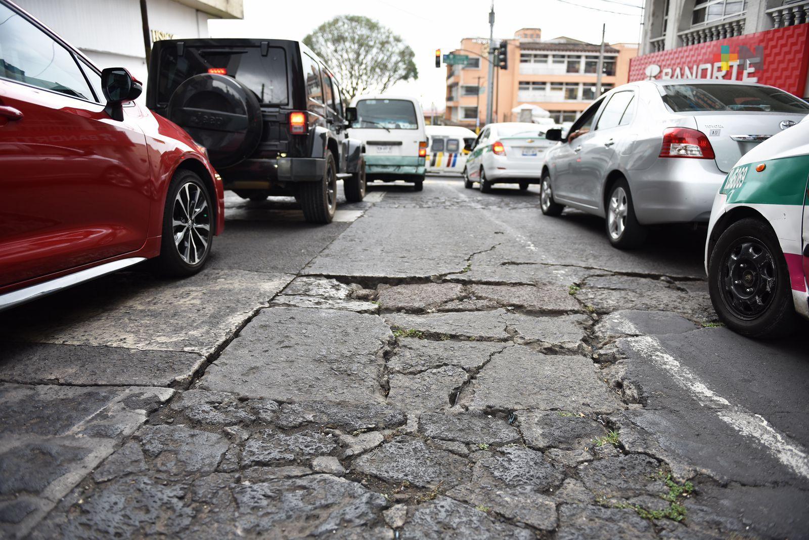 Inicia primera etapa de remodelación de la calle Clavijero