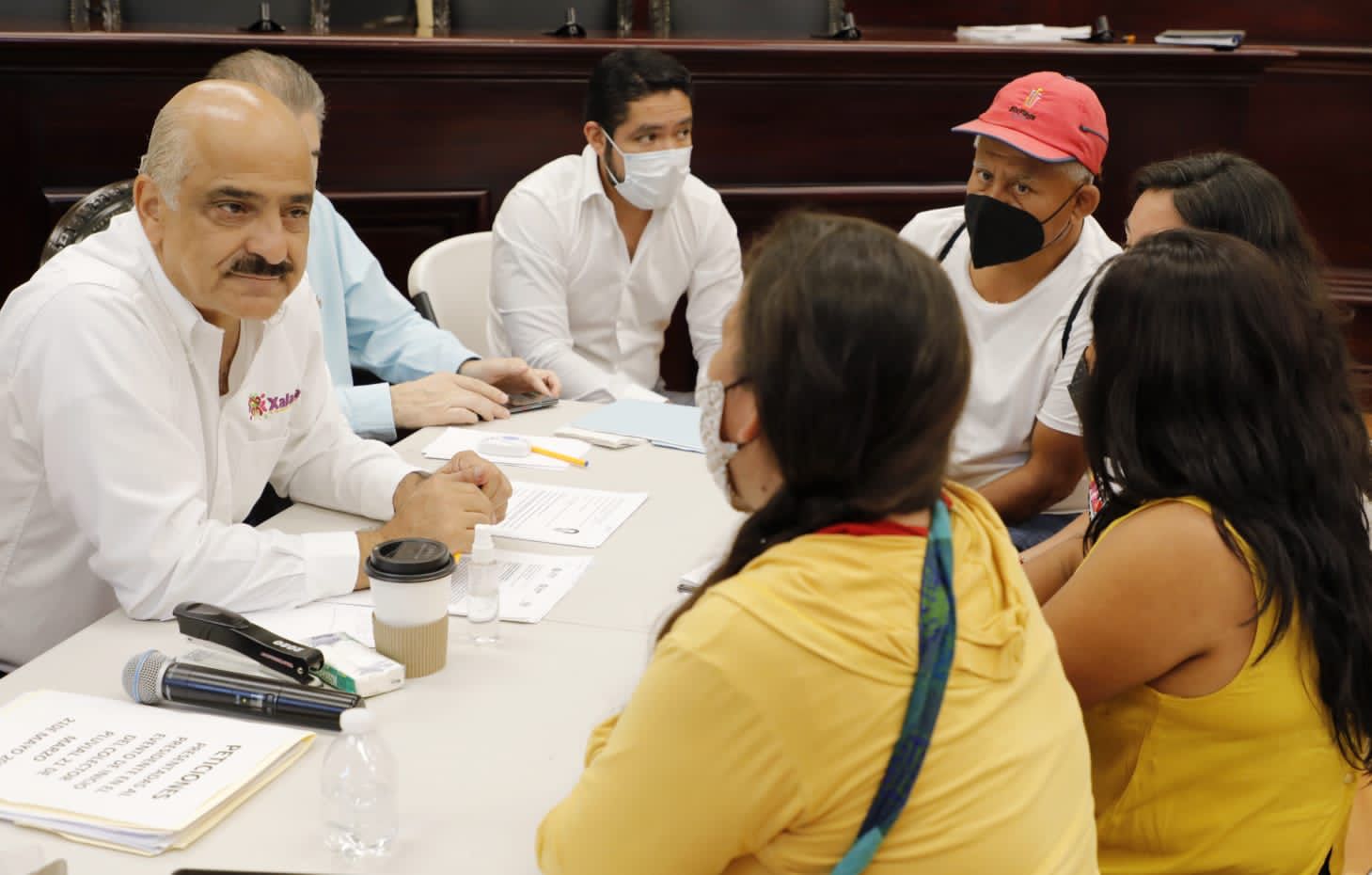 Atiende alcalde de Xalapa a vecinos de colonias Loma Bonita y 21 de Marzo