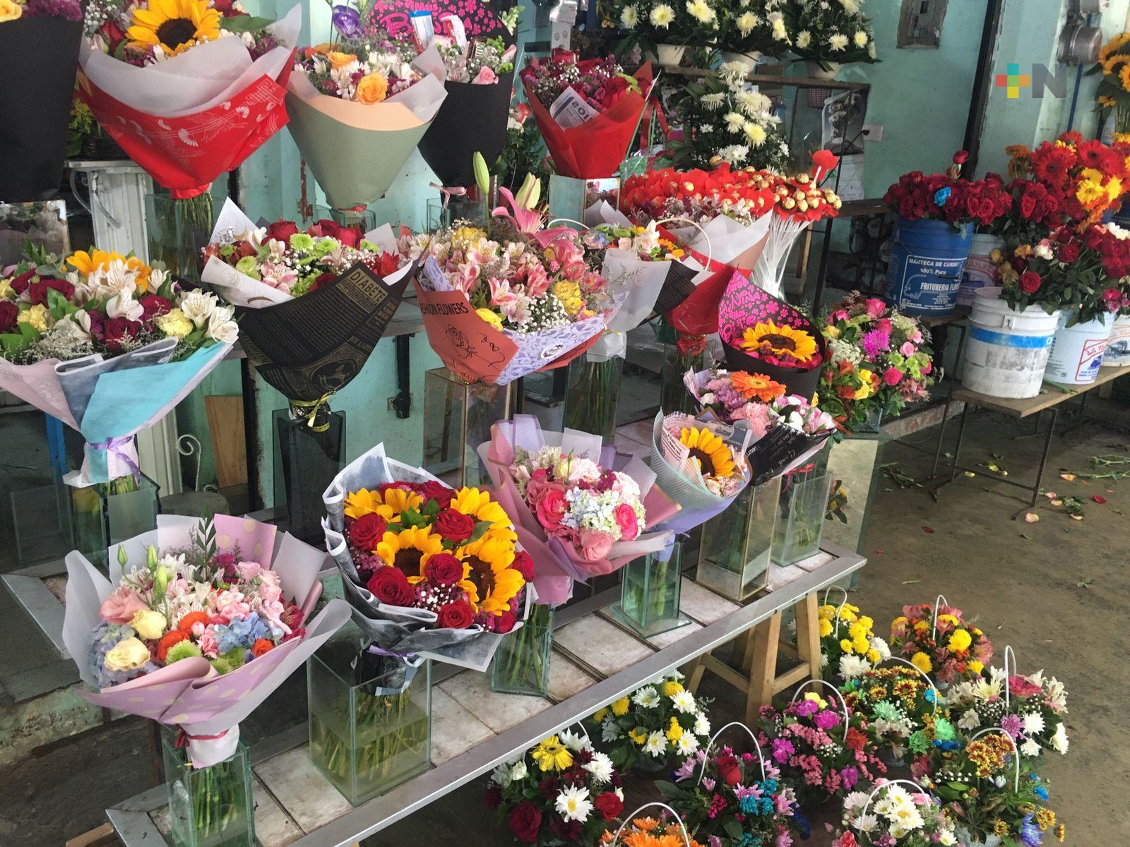 Comerciantes xalapeños se preparan para el Día de las Madres