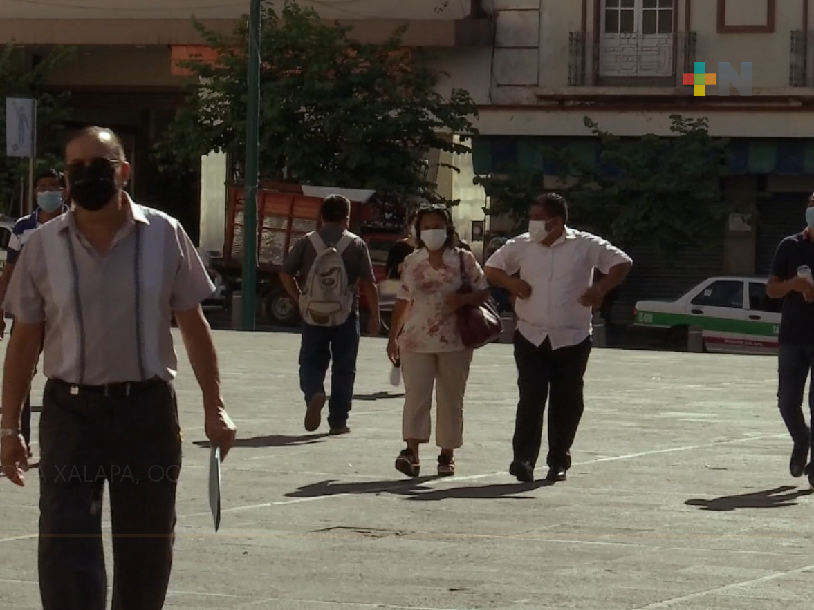 Exhortan autoridades municipales a seguir usando cubrebocas en Xalapa