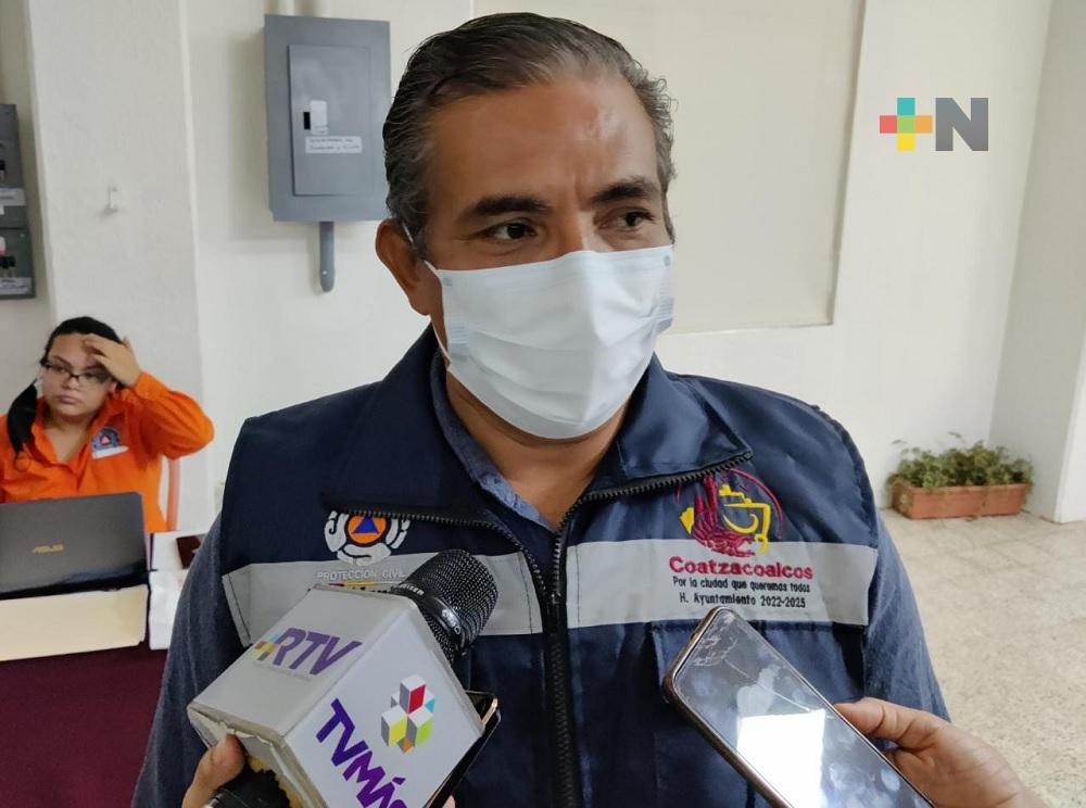 Leves encharcamientos y cables caídos, afectaciones de Agatha en Coatzacoalcos