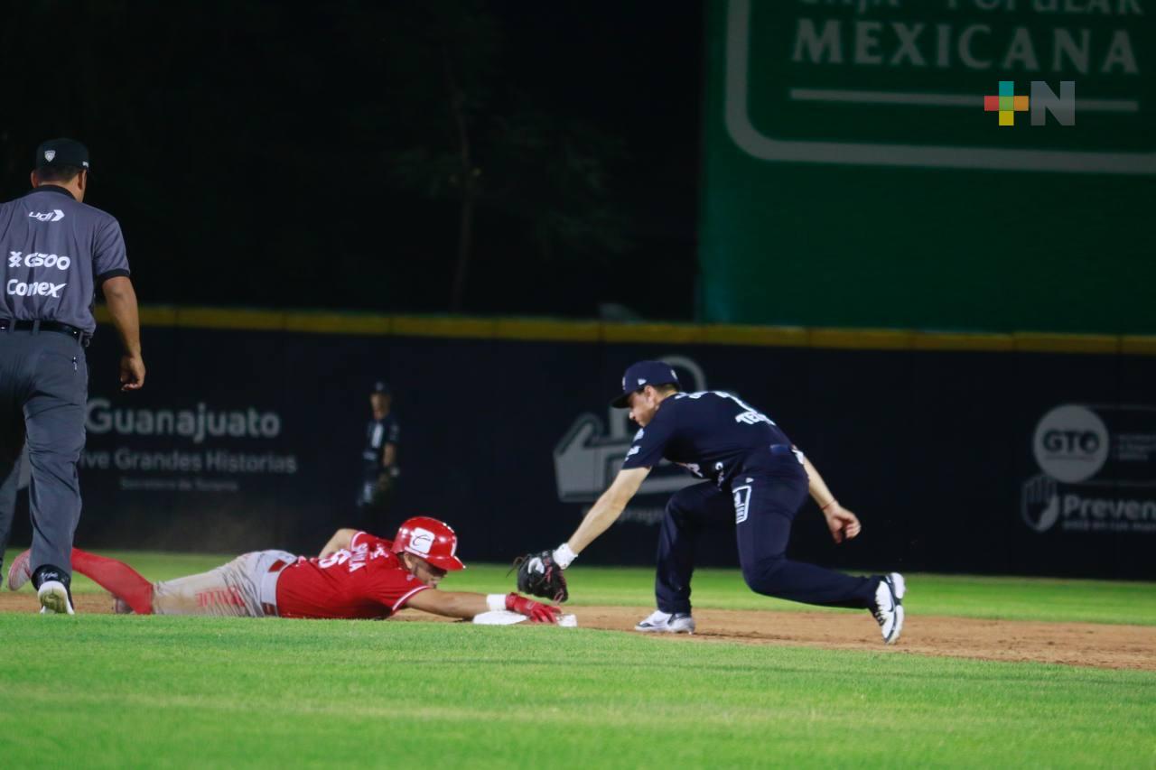 Bravos de León vence al Águila y empareja la serie