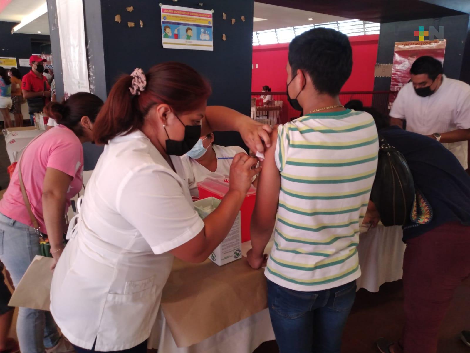 Comenzó vacunación a niñas y niños de 12 a 14 años en «Pirata» Fuente