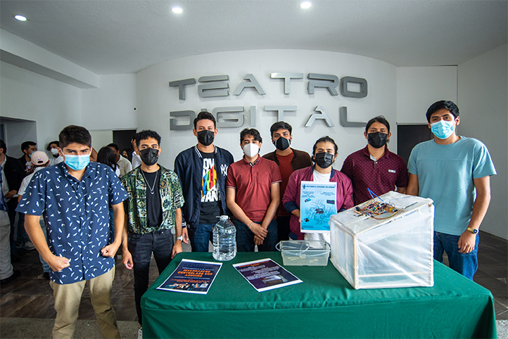 Alumnos de la UV desarrollaron prototipos que resuelven casos reales