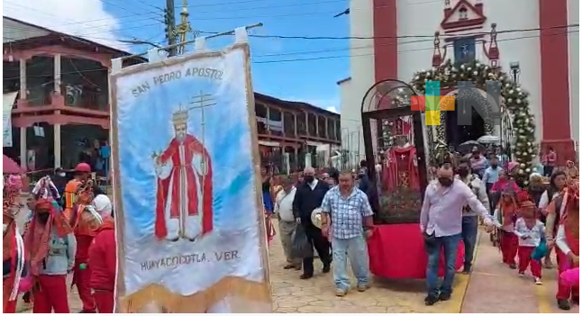 Celebran fiesta patronal a San Pedro Apóstol en Huayacocotla