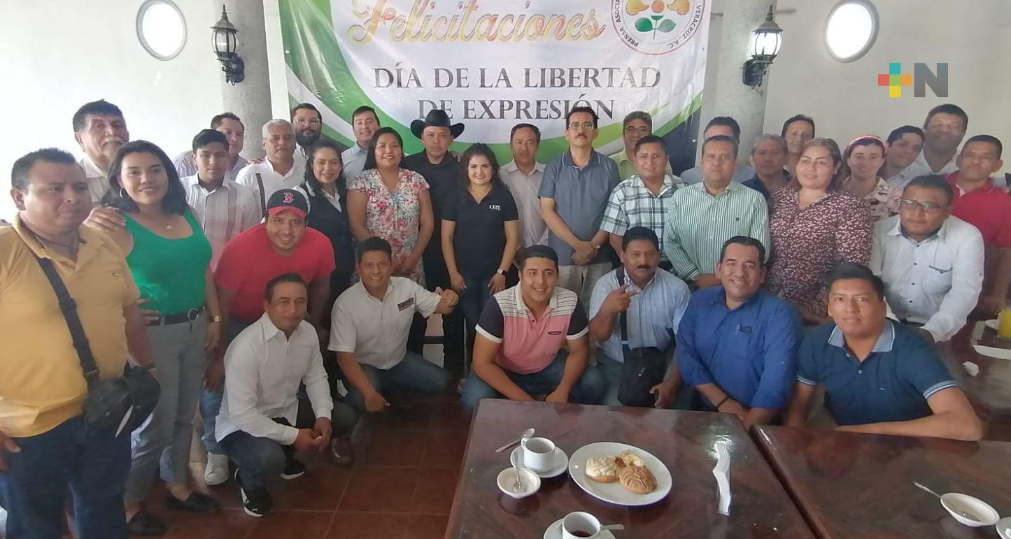 Periodistas de zona-centro norte de Veracruz celebran «Día de la Libertad de Expresión»
